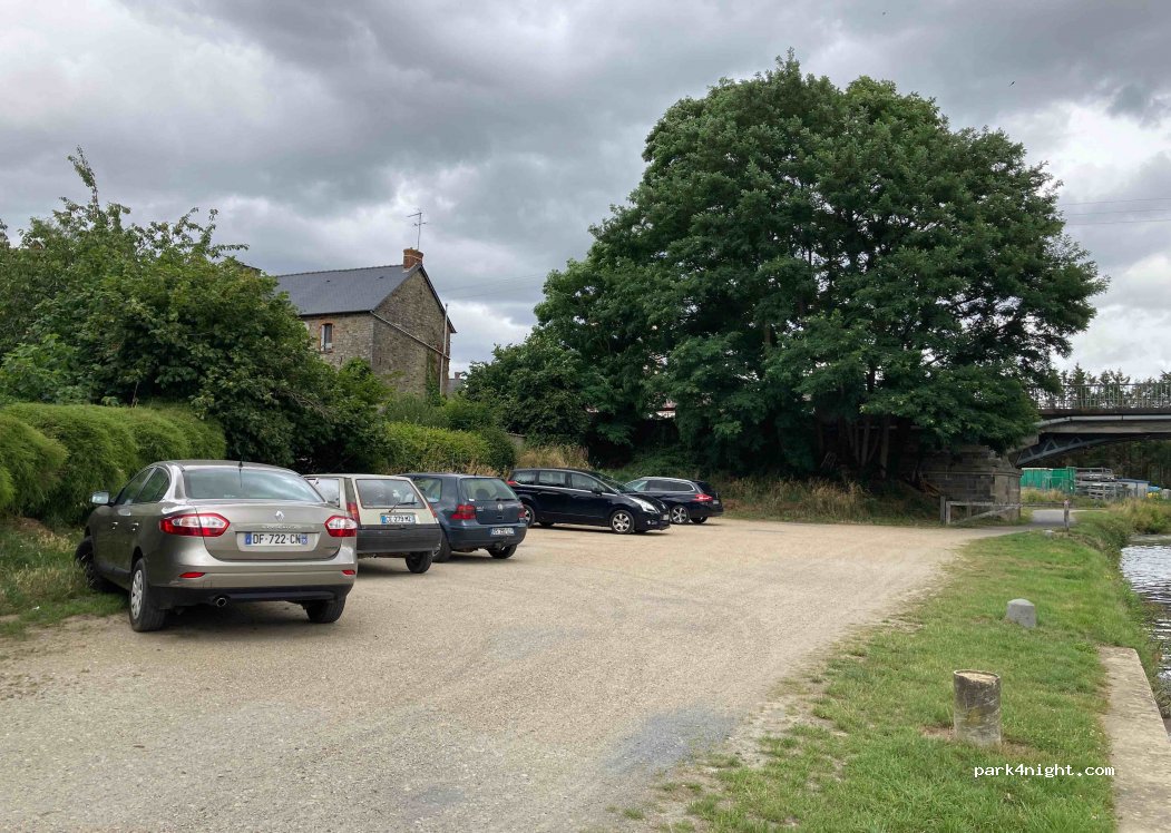 (35580) Guichen - 42 Glanret — foto