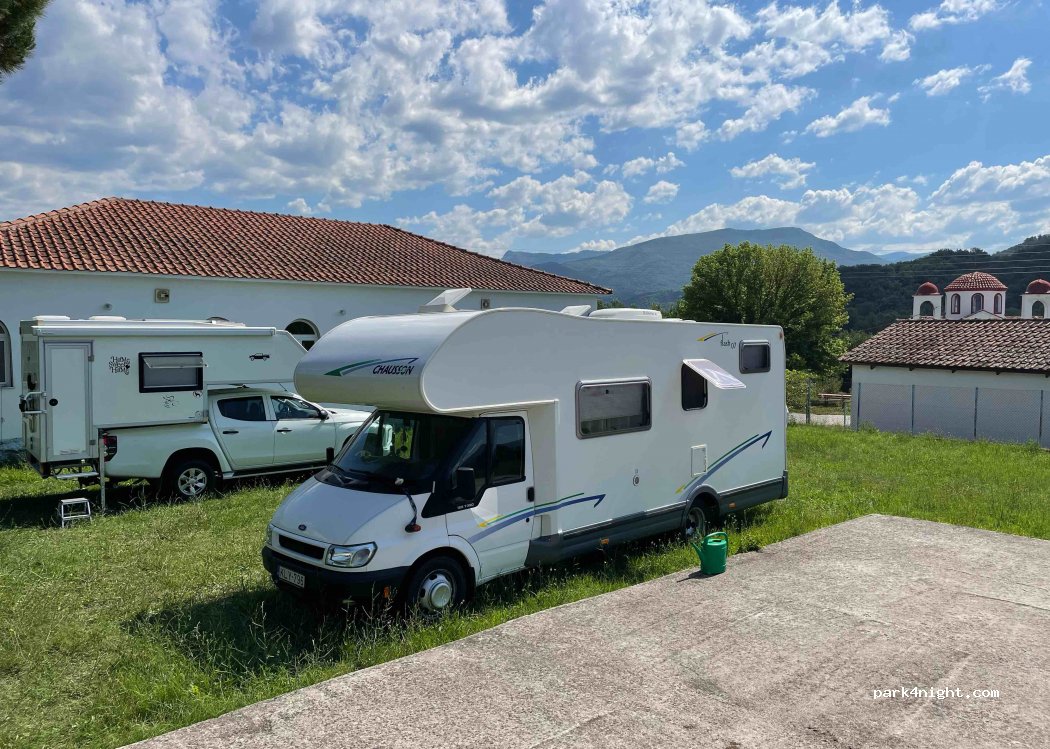 (660 35) Temenos - Unnamed road — foto