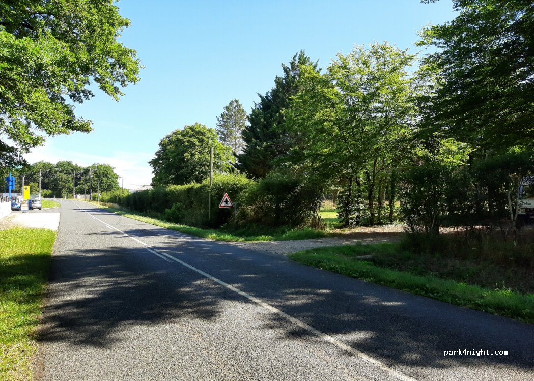 (18160) Chezal-Benoît - 332 Moulinet — foto 4