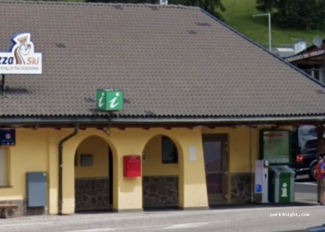 (39056) Welschnofen - 165 Karerseestraße — foto