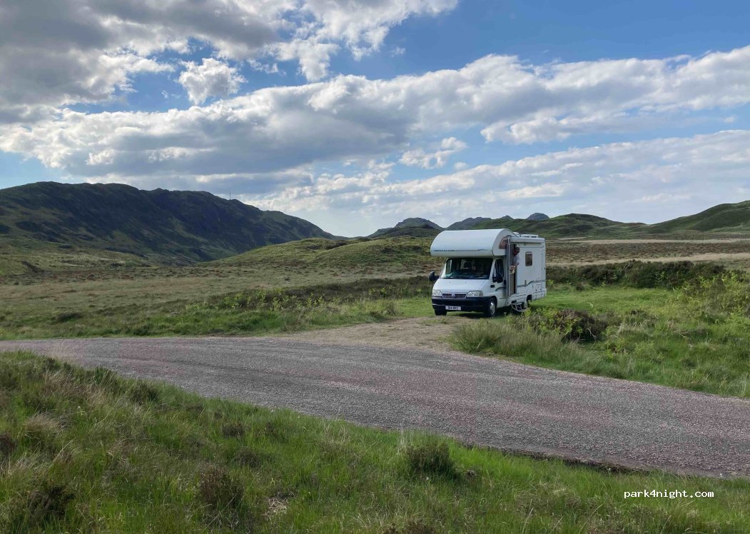 (PH36 4LW) Achnaha - Unnamed Road — foto 4