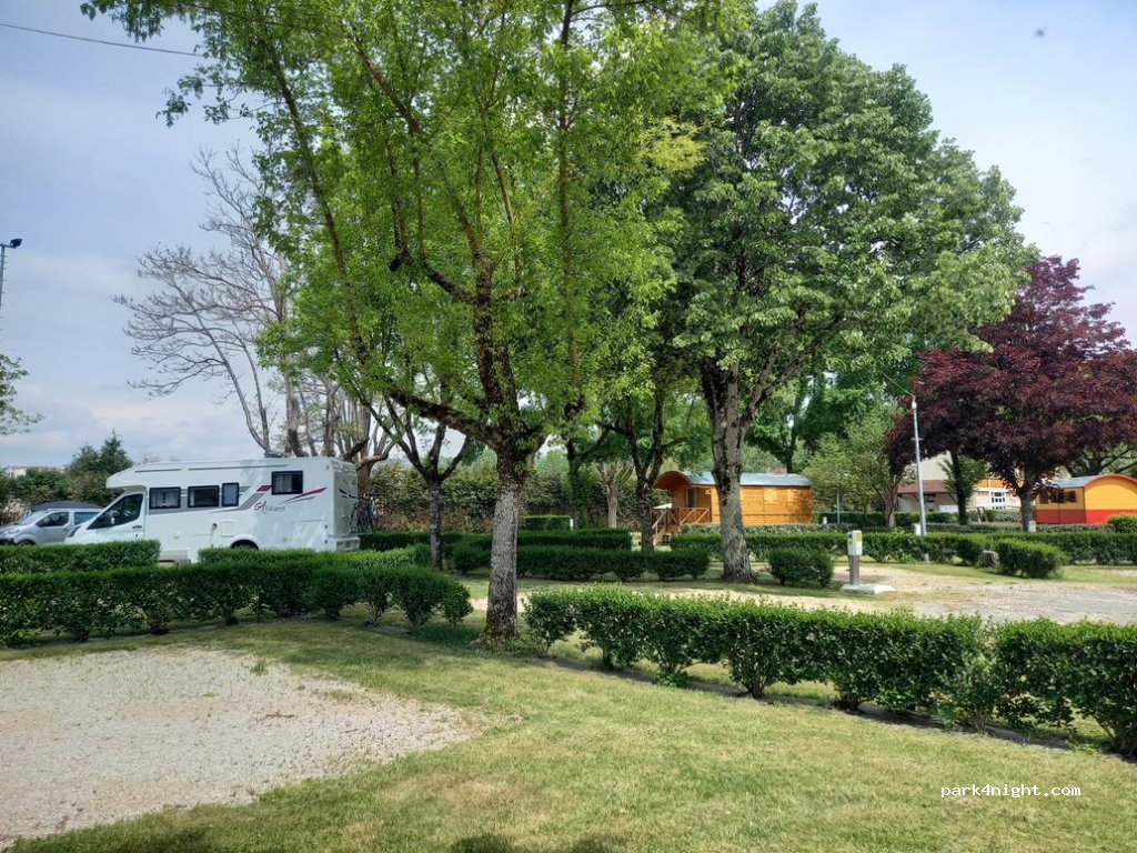 Aire OnlyPark - Villefranche de Rouergue — foto 2