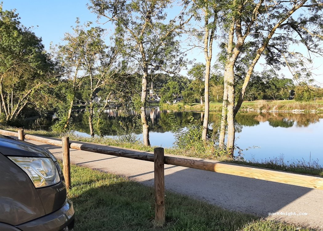 Aire Onlypark - Savonnières — foto