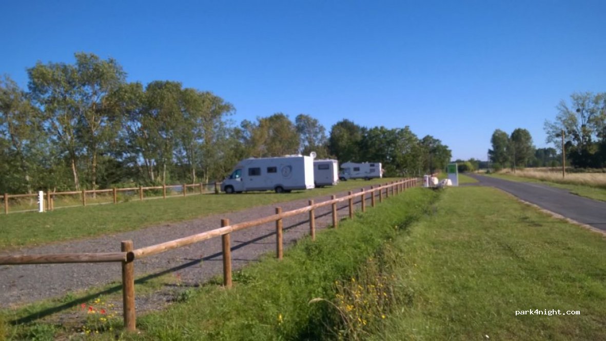Aire Onlypark - Savonnières — foto 3