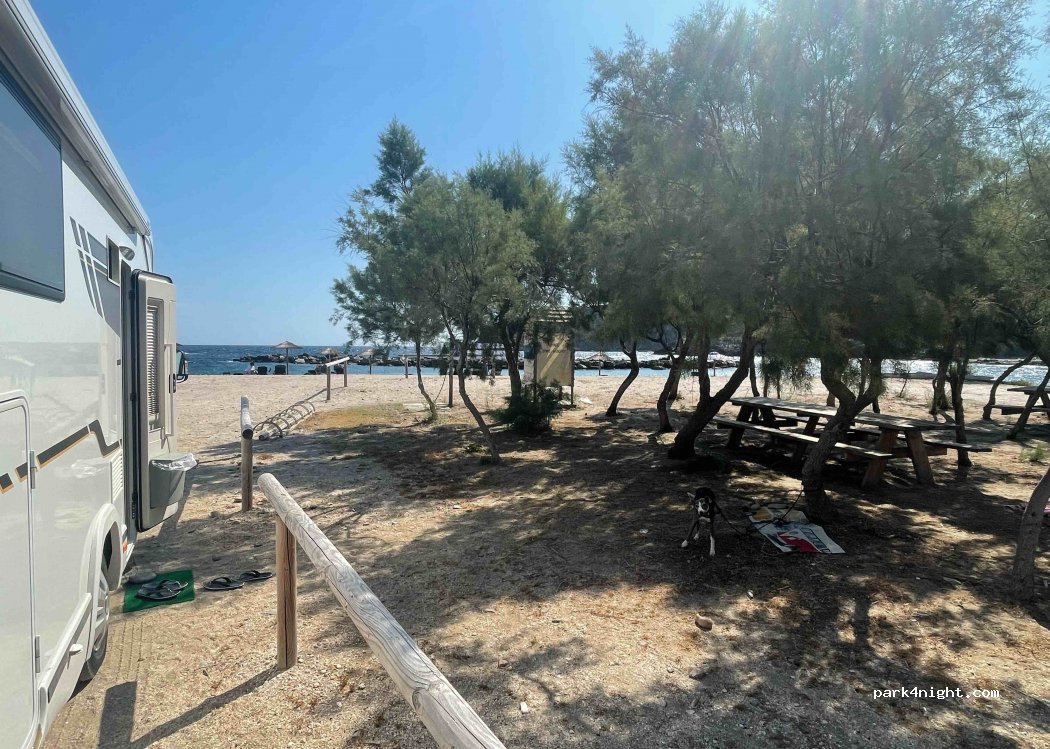 (340 17) Paralia Zarakon - Unnamed Road — foto 2