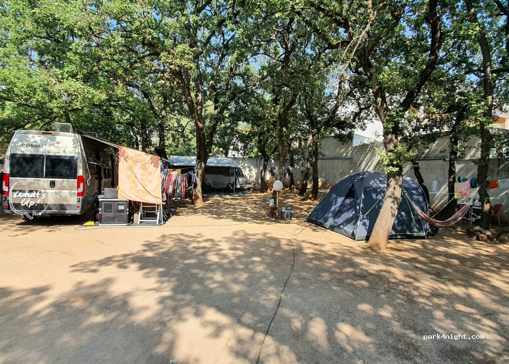 auto camp IVONA — foto