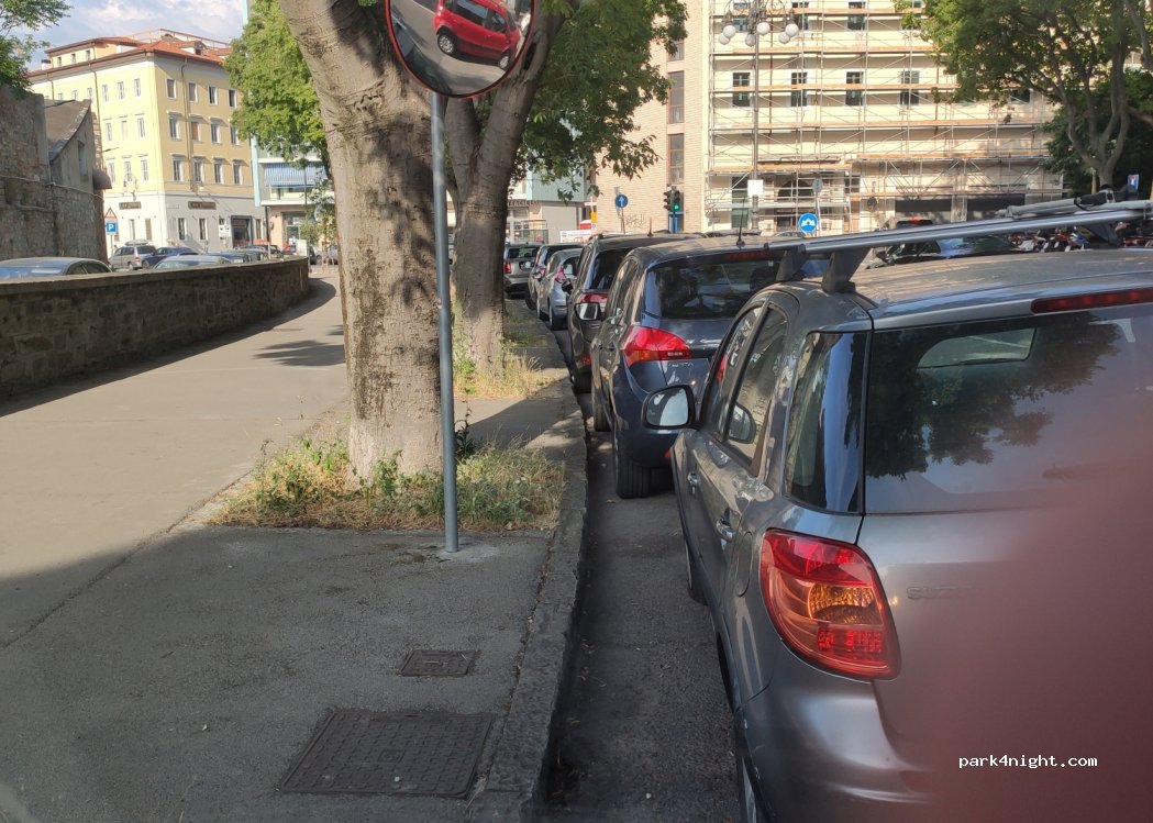 (34123) Trieste - 12 Via di Campo Marzio — foto 2