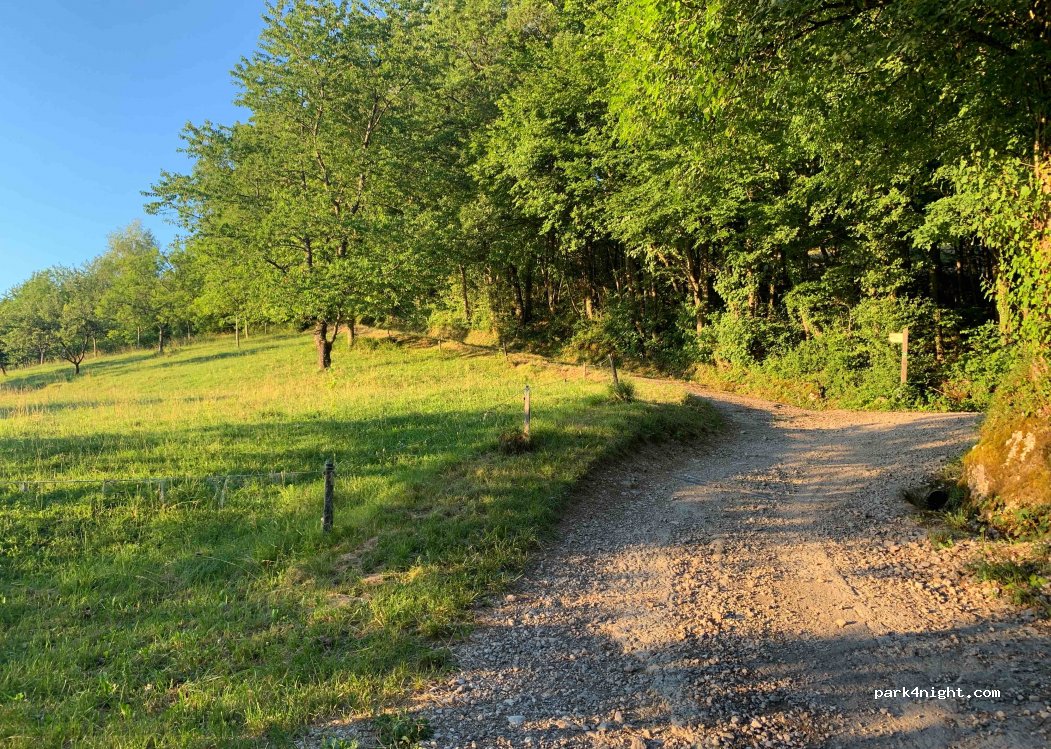(73420) Drumettaz-Clarafond - Unnamed road — foto