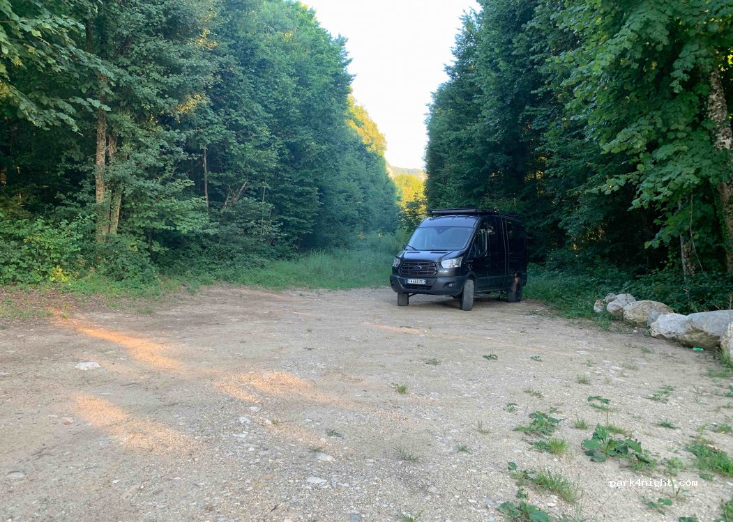 (73420) Drumettaz-Clarafond - Unnamed road — foto 2