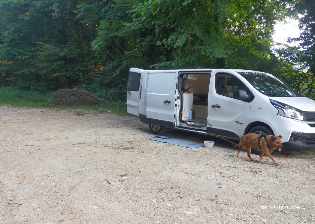 (73420) Drumettaz-Clarafond - Unnamed road — foto 3