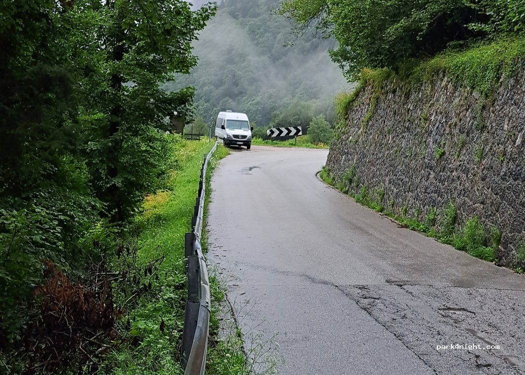 (33016) Pontebba - Unnamed road — foto 4