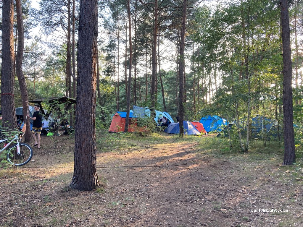 Wald- und Naturcampingplatz am Tonsee Süd — foto