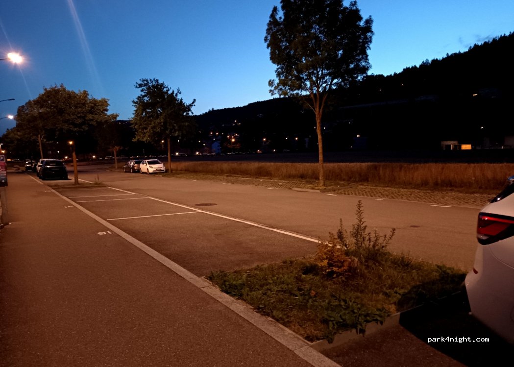 (2504) Biel - 2 Tennisweg — foto