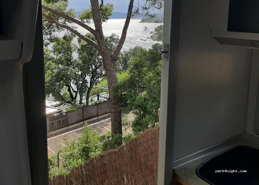 (83980) Le Lavandou - 59 Avenue du Professeur Paul-Emile Duroux — foto 3