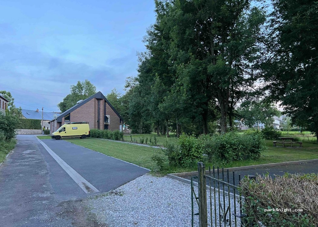 (59740) Hestrud - 95 Rue de l'Église — foto 3