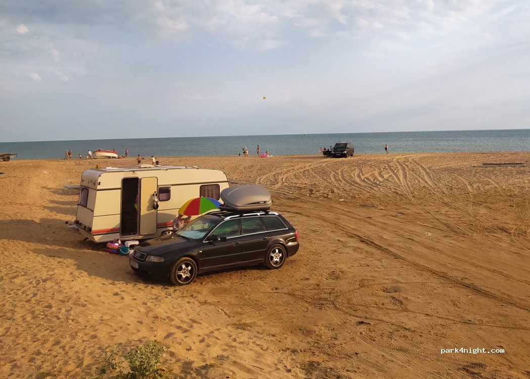 (353417) Vityazevo - Unnamed road — foto