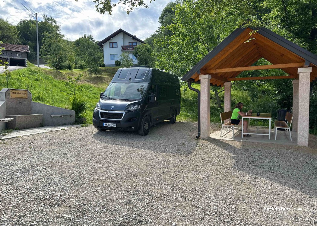 (72220) Majdan, Zavidovići - Unnamed road — foto 2
