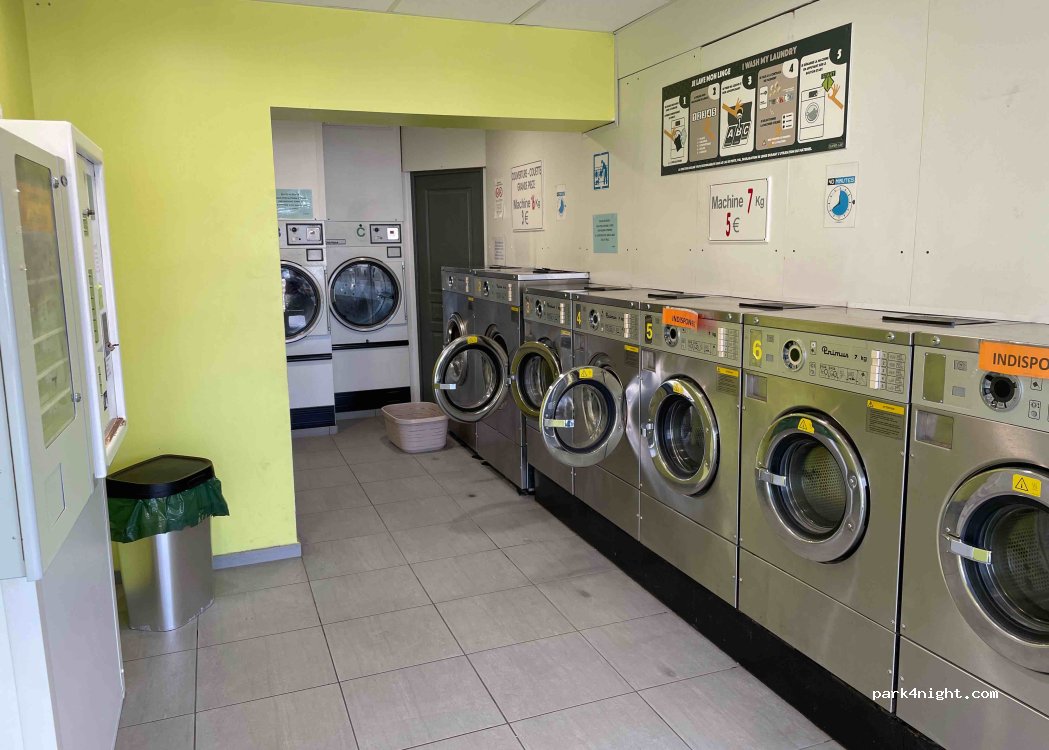 (59820) Gravelines - 14 Place du Docteur Calmette — foto 4