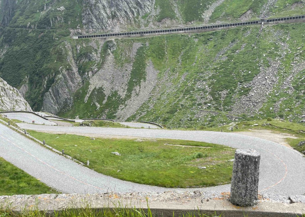 (6780) Airolo - Tremola — foto