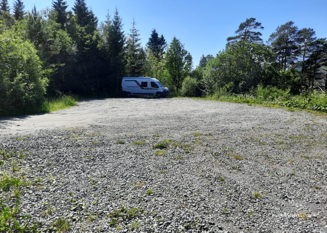 (6240) Sjøholt - Unnamed Road — foto