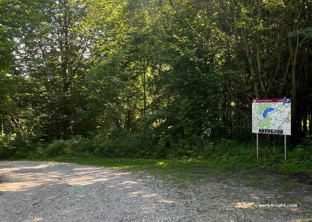 (83569) Vogtareuth - Unnamed road — foto