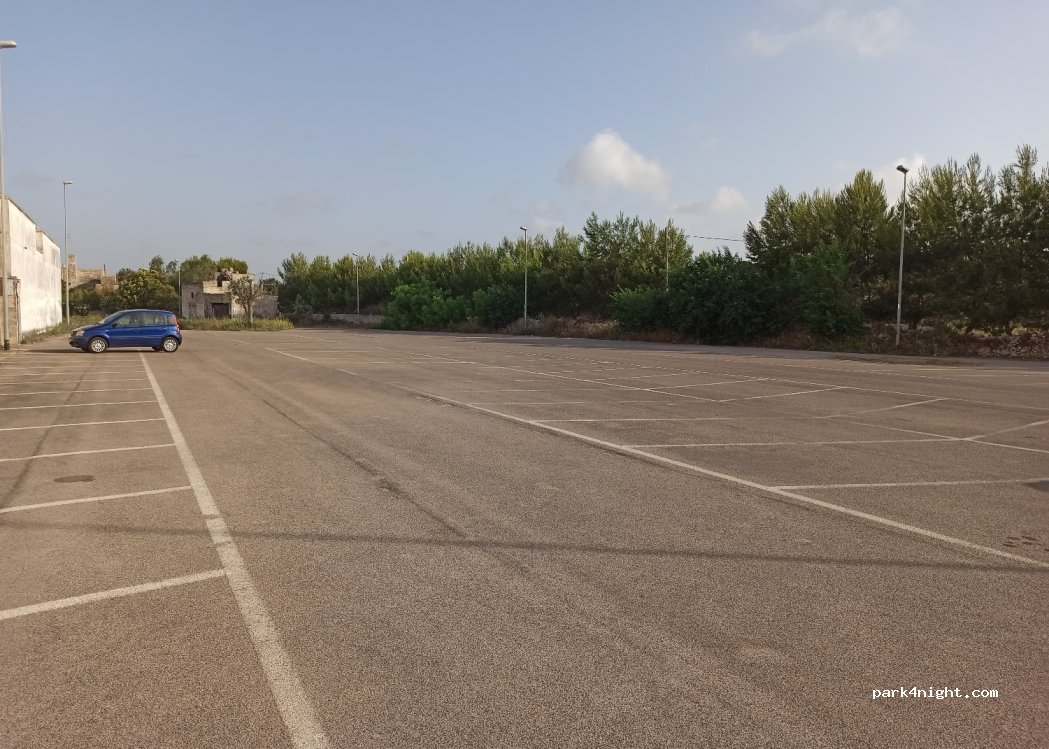 (73016) San Cesario di Lecce - Via Lagrima — foto 2