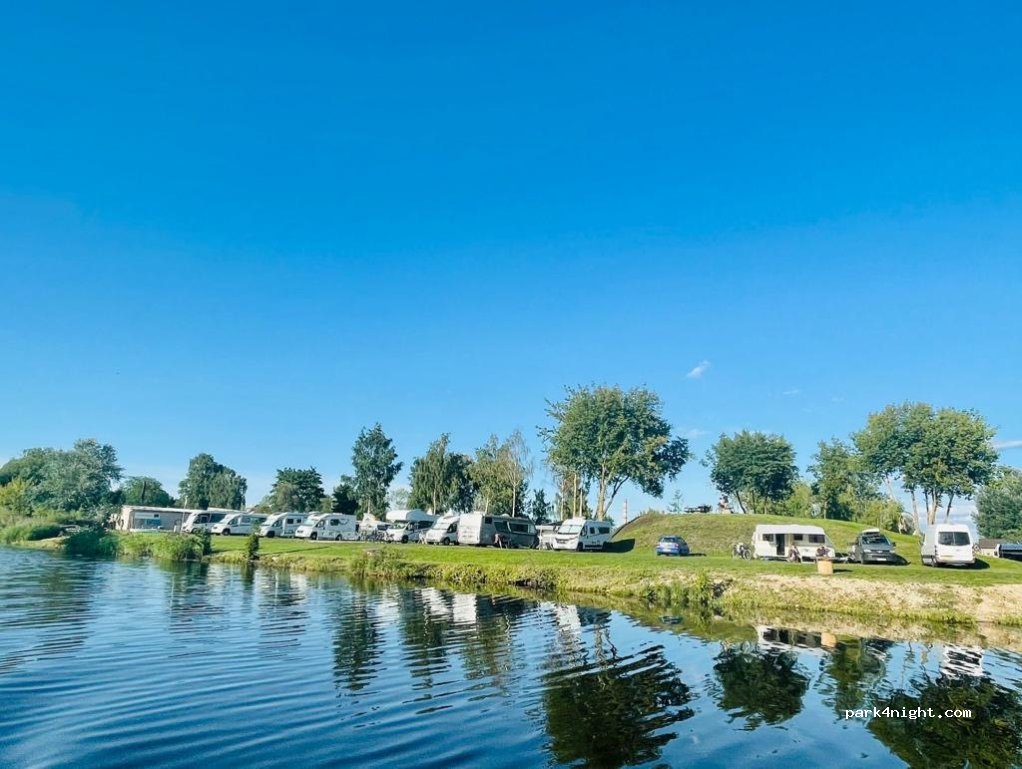 Riverside Camping — foto