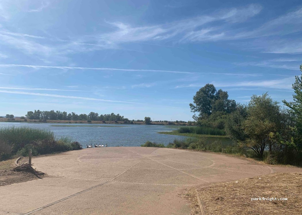 (06009) Badajoz - s/n Calle Ángel Galván — foto 3
