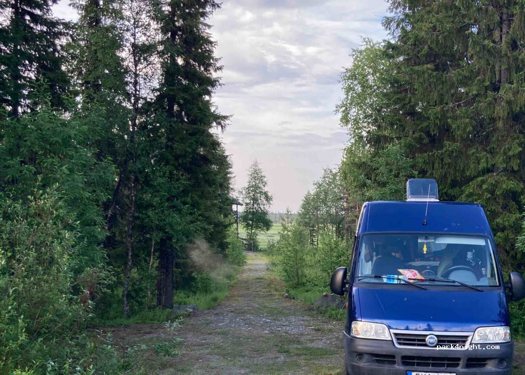 (912 93) Lövberg - Unnamed Road — foto 2