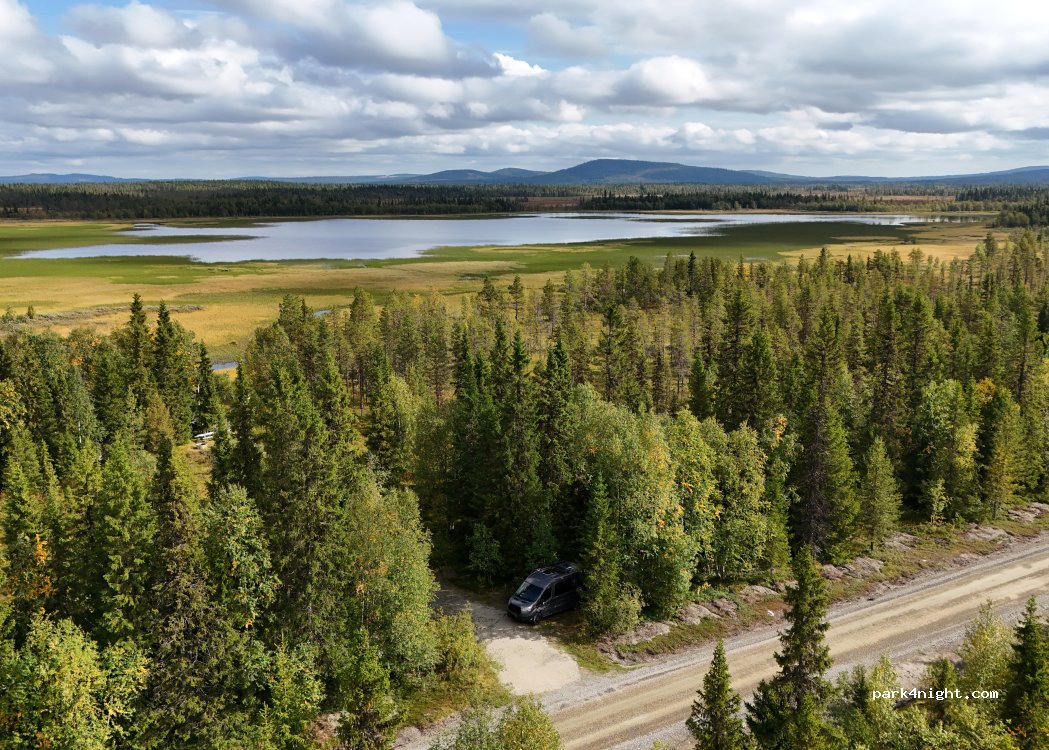 (912 93) Lövberg - Unnamed Road — foto 3