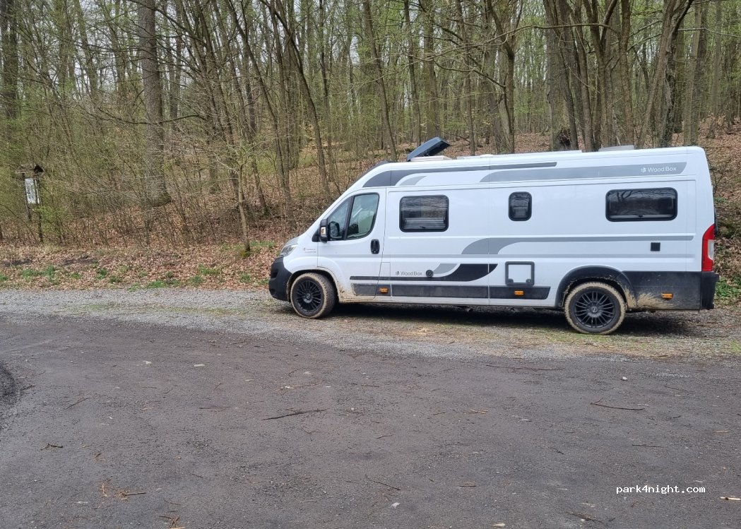 (7300) Komló - 5 Tölgyfa utca — foto 3