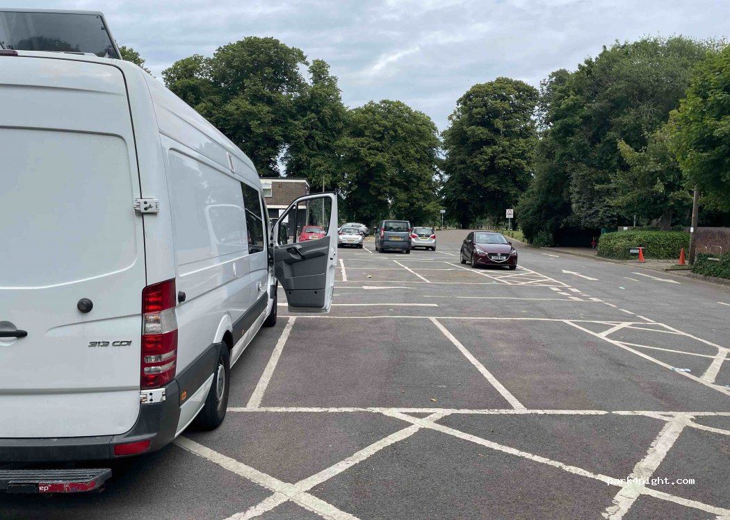 (CF11 9HY) Cardiff - 16 Fairleigh Court — foto 2