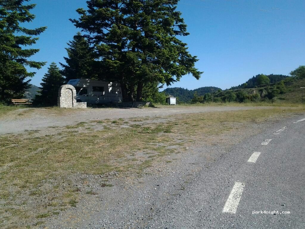 (230 58) Kosma - Eparchiaki Odos Leonidiou — foto