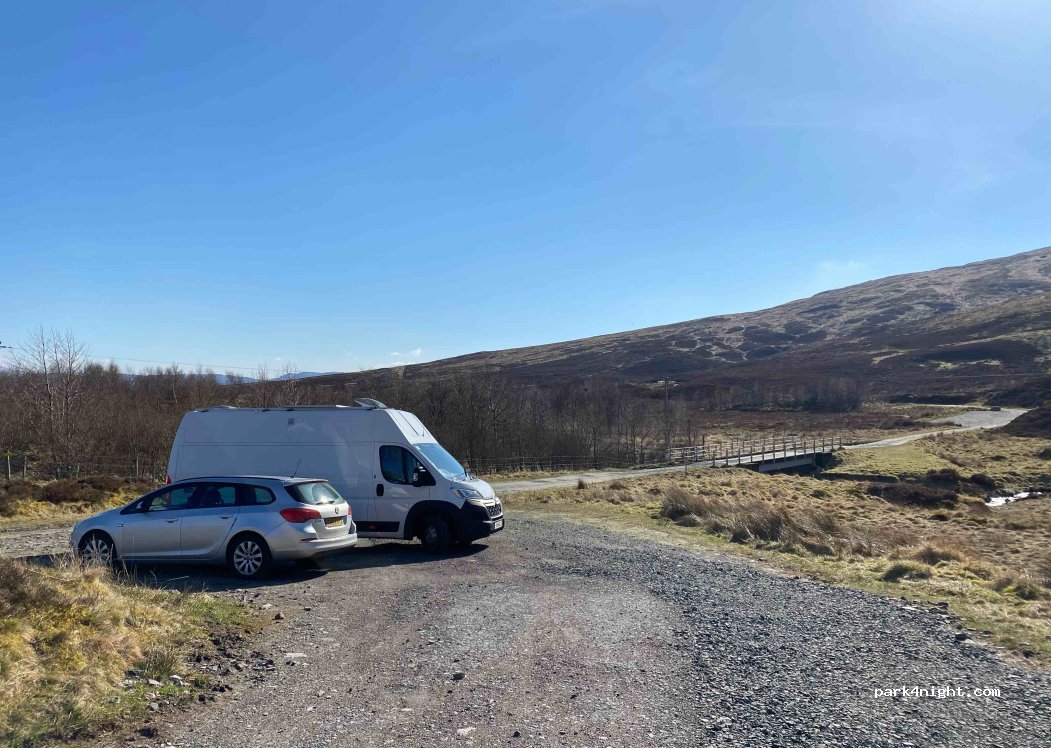 (FK21 8TY) Killin - Unnamed Road — foto
