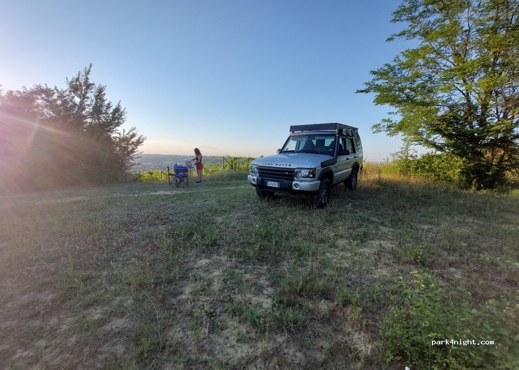 (14043) Castelnuovo Belbo - — foto
