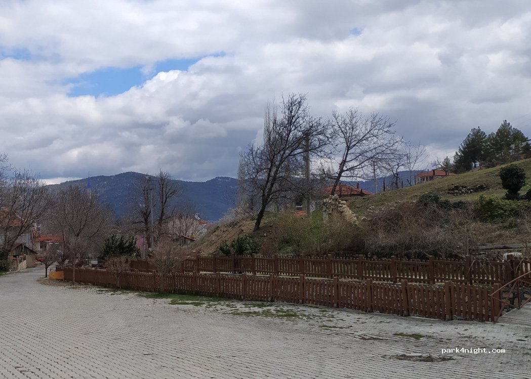 (20980) Çameli - 29 Paşaderesi Sokak — foto