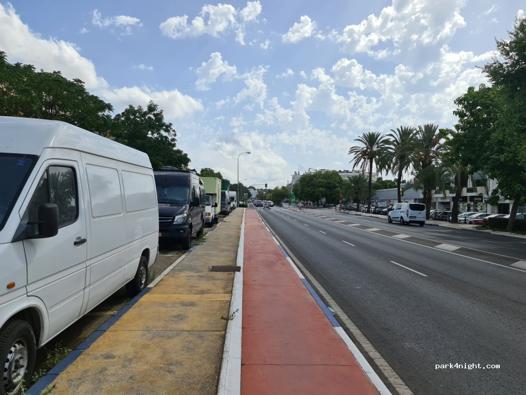 (29602) Marbella - 42 Avenida Bulevar Príncipe Alfonso de Hohenlohe — foto 2