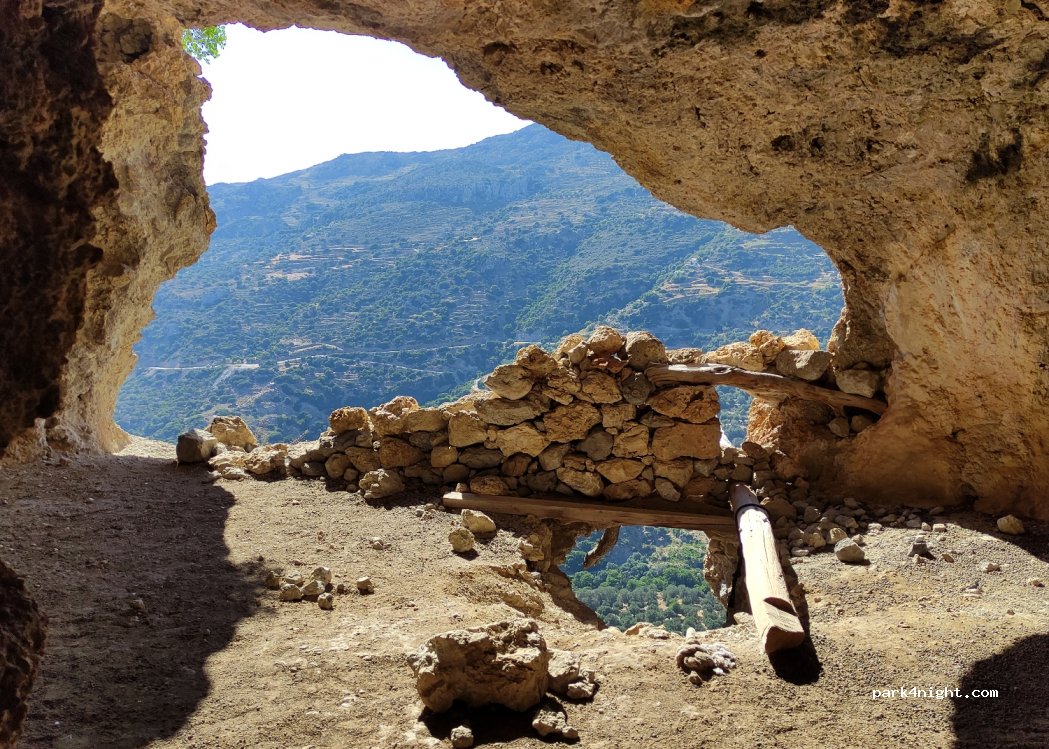 (730 01) Azogires Paleochoras - Unnamed Road — foto 3