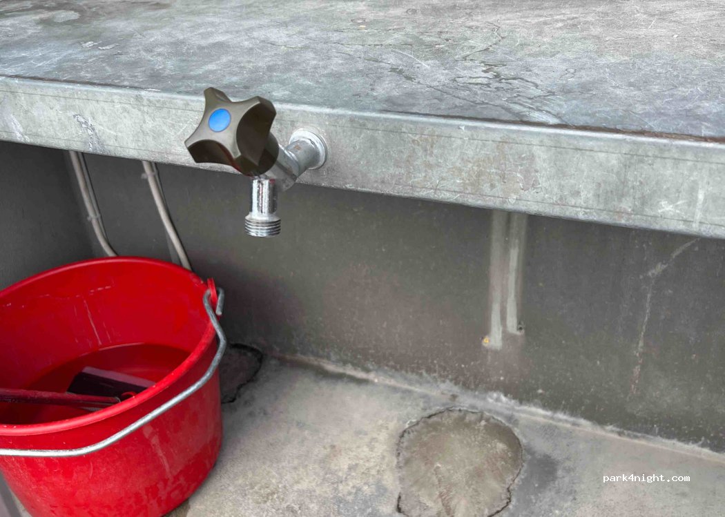 (824 30) Hudiksvall - 4C Grottgränd — foto