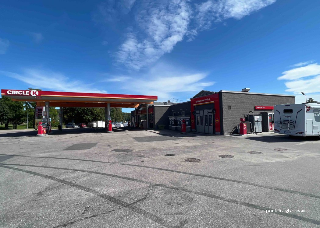 (824 30) Hudiksvall - 4C Grottgränd — foto 3