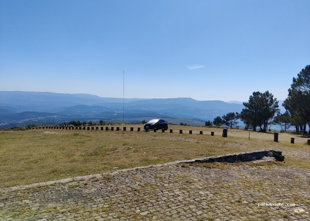 (4940-604) Porreiras - Unnamed Road — foto