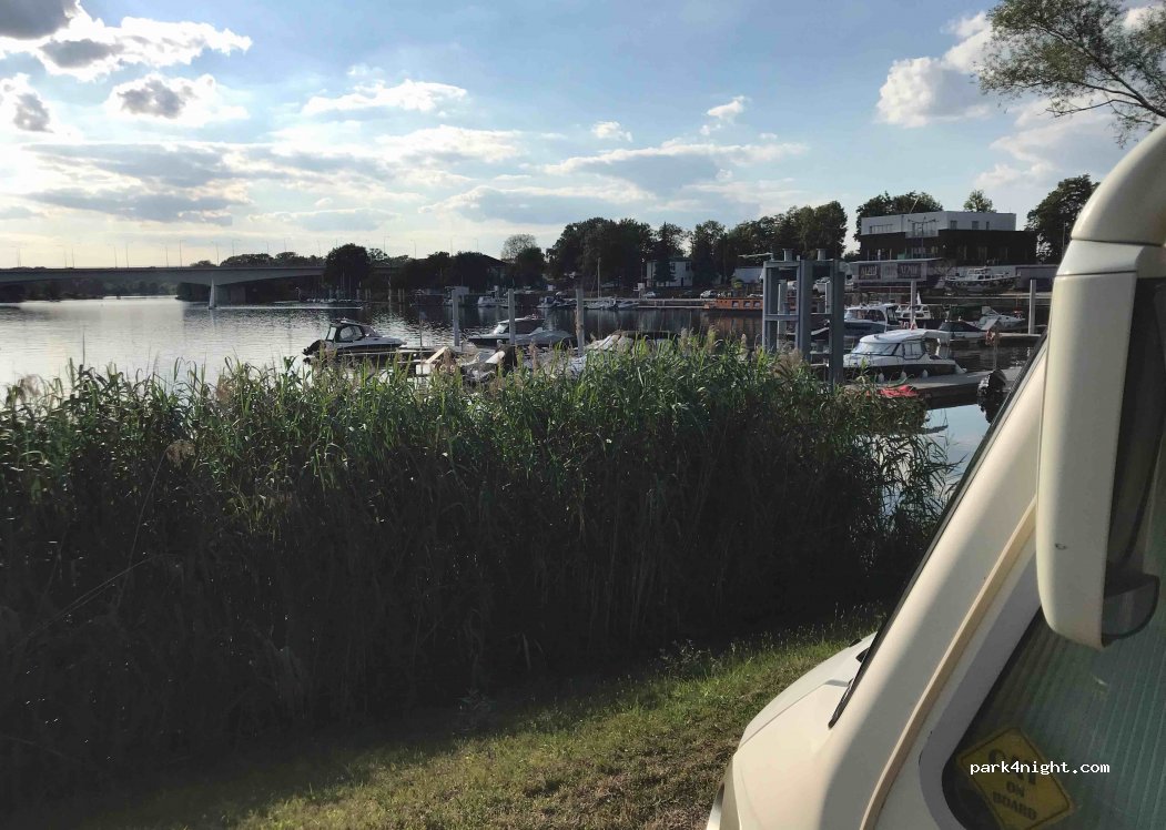 Camper Park — foto