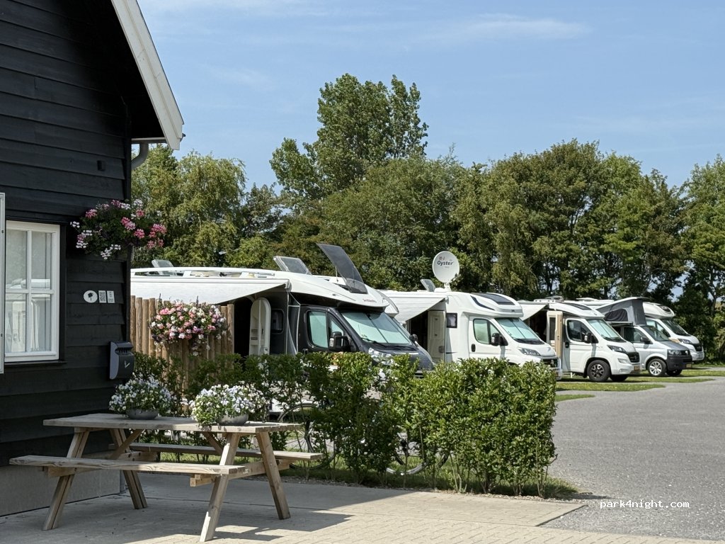 Bij Zee Camperplaats — foto 2