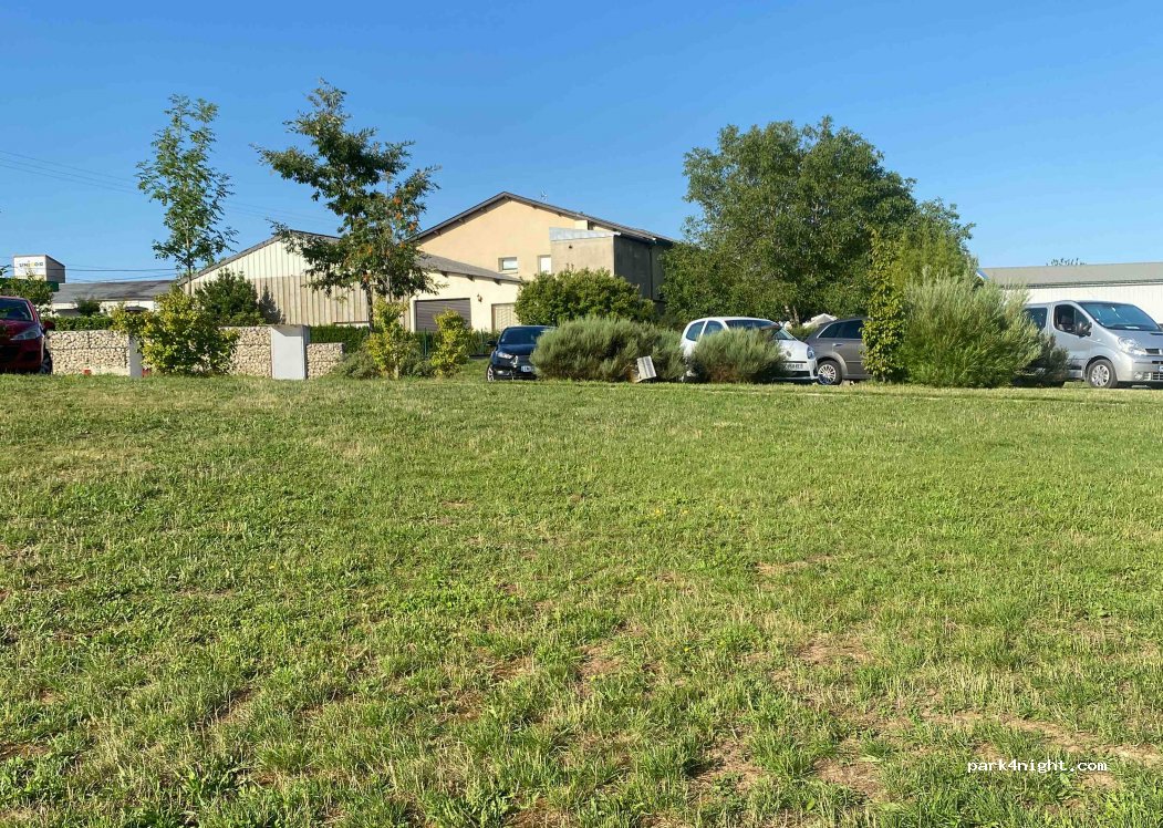 (12800) Naucelle - Av. Jean Moulin — foto