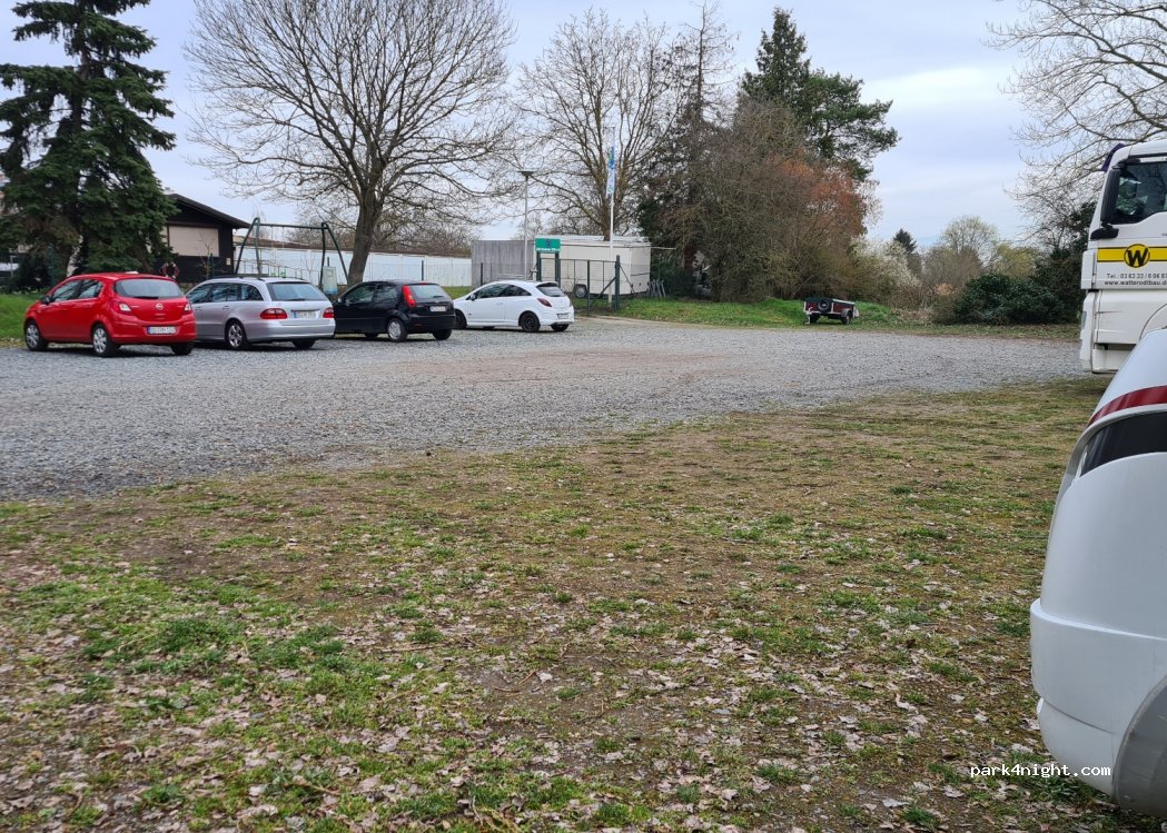 (65462) Ginsheim-Gustavsburg - 47b Neckarstraße — foto 2