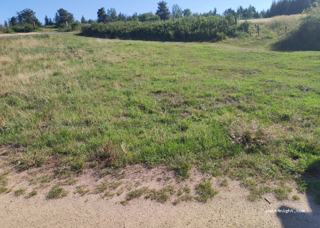 (43300) Pébrac - Unnamed Road — foto 3