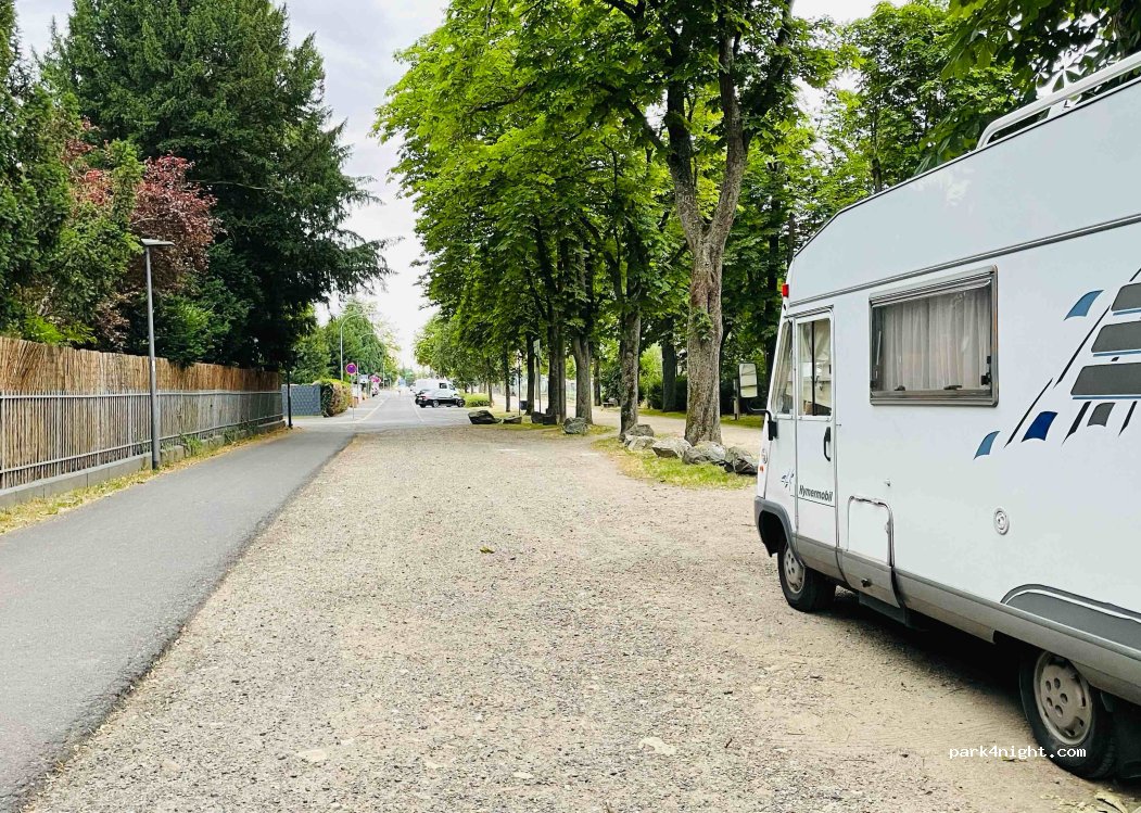(61440) Oberursel (Taunus) - 2 Lindenstraße — foto 3