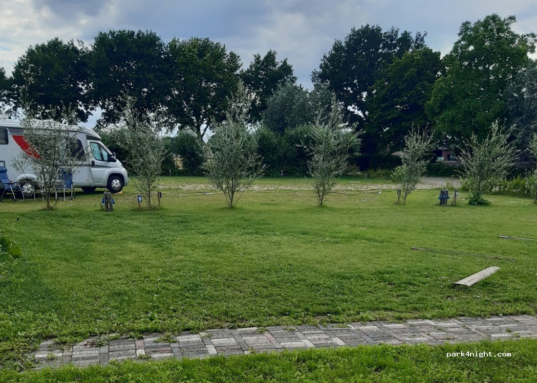 Camperplaats kleindorp — foto 2