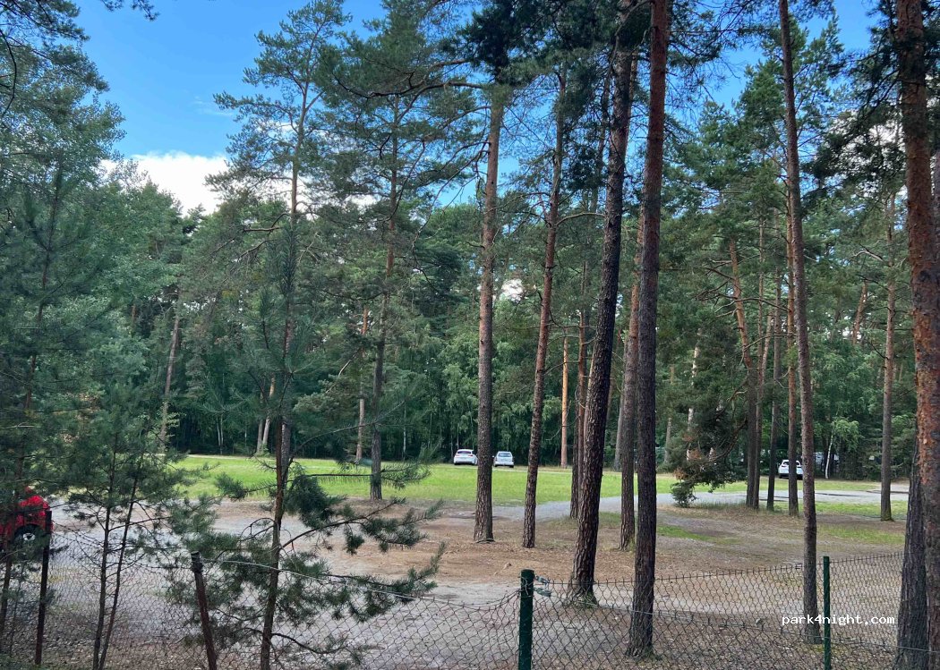 (472 01) Doksy - Unnamed Road — foto