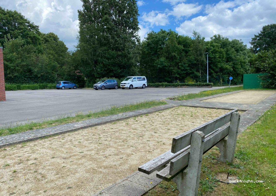 (2381) Ravels - 44 Bredaseweg — foto